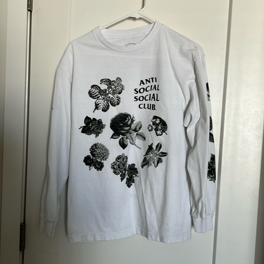Anti social social club LS